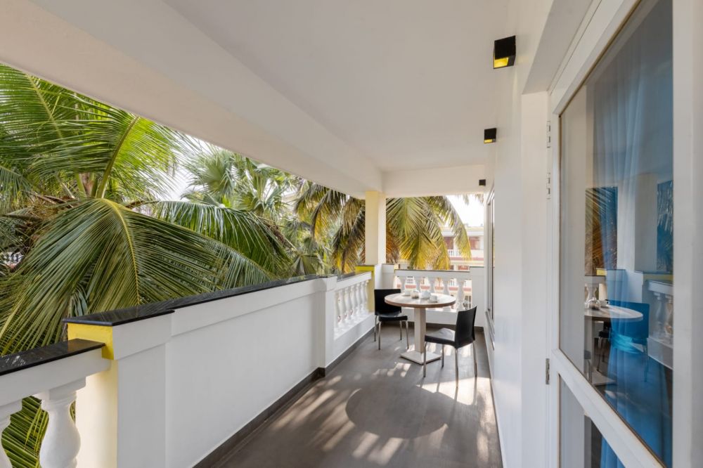 Indulge Room, Sterling Goa Varca 4*