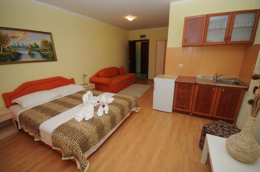 Studio 02+1, Jovana Guest House 3*