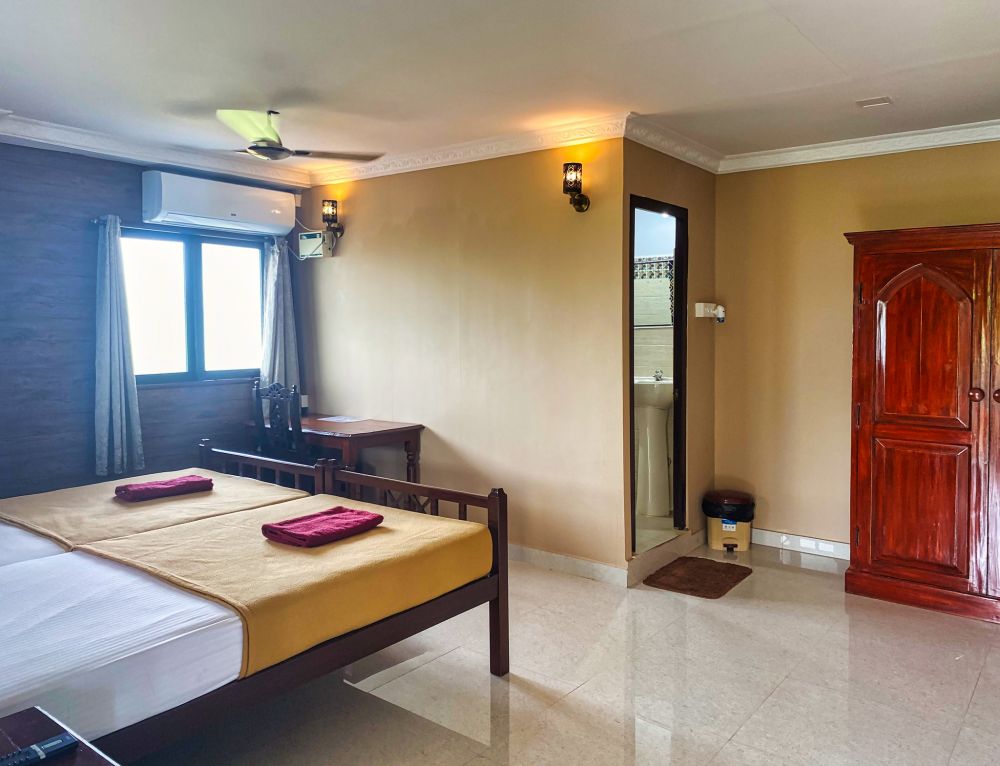 Superior Room, Peles Fisherman Village 2*