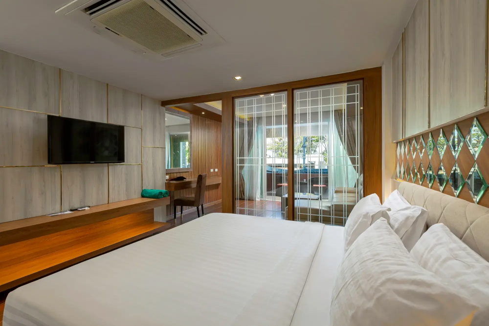 One Bedroom Patong Suite, Quality Resort and SPA Patong Beach Phuket 4*