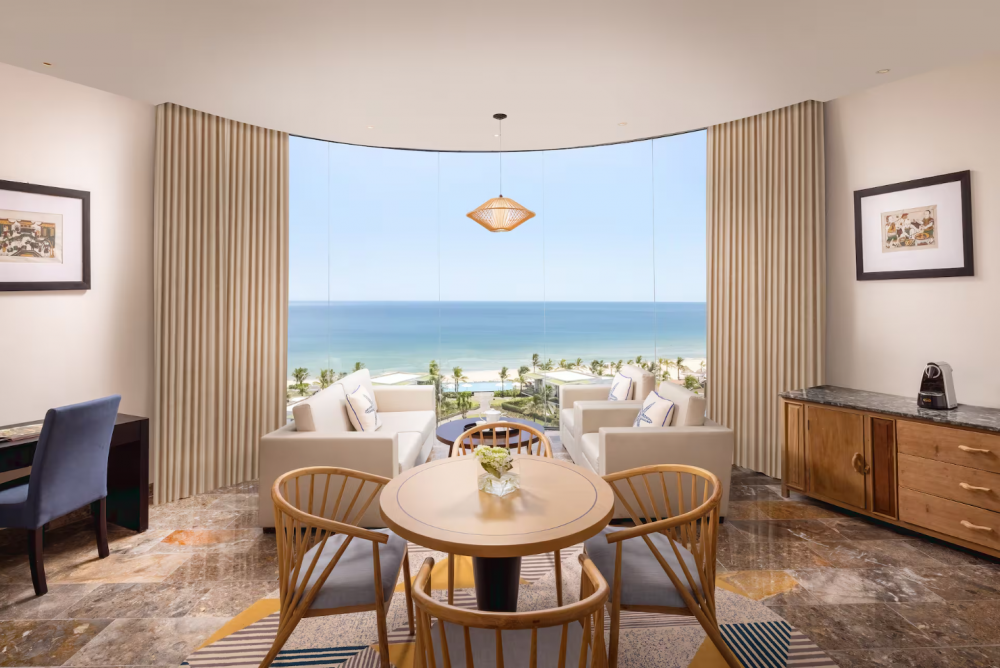 Prestige Suite, Melia Danang Beach Resort 5*