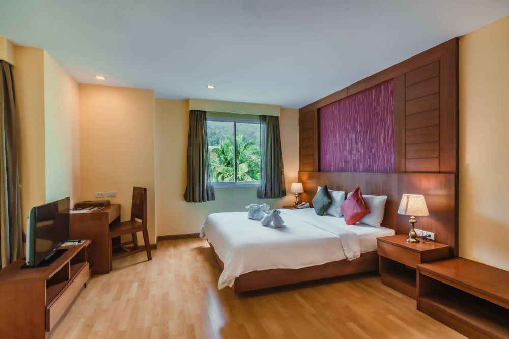 Executive Suite City View, Pool View, Elite Suites Hotel Patong (ex. Bauman Residence) 4*