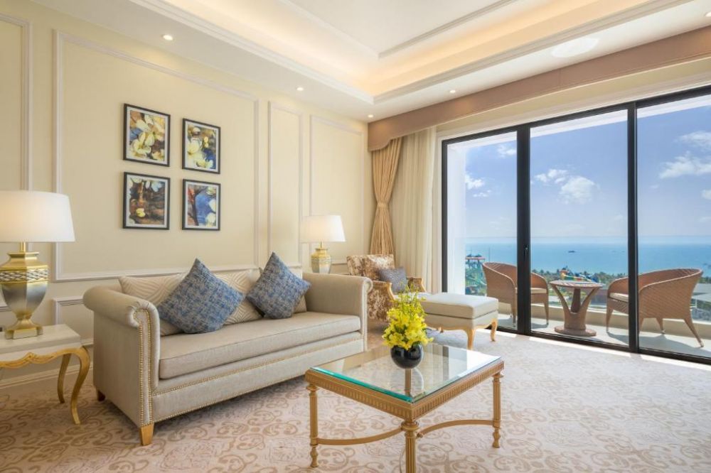 Junior Suite, Wyndham Grand Phu Quoc Resort 5*