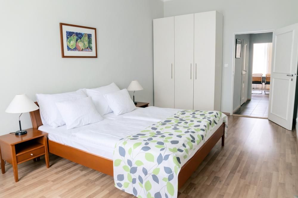 Family Apartment, Orion 3*