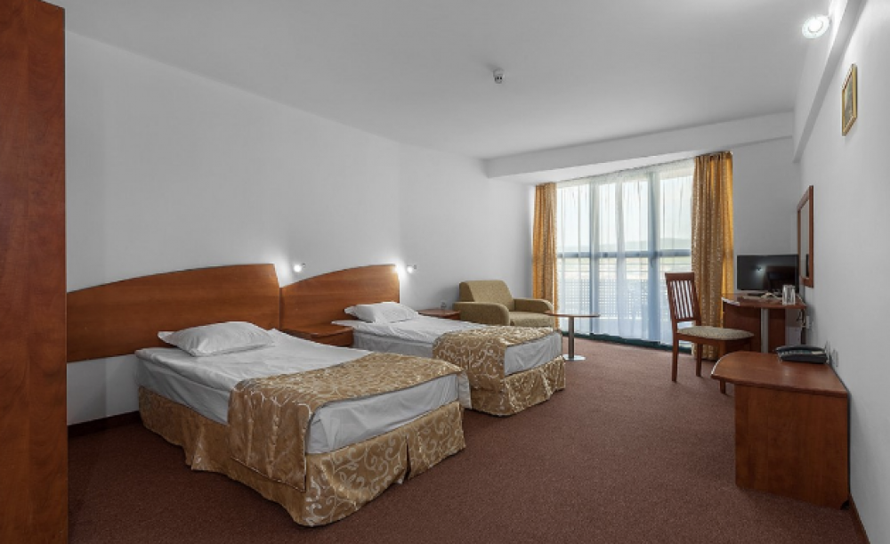 Double Standard, Grand Hotel Sunny Beach 4*