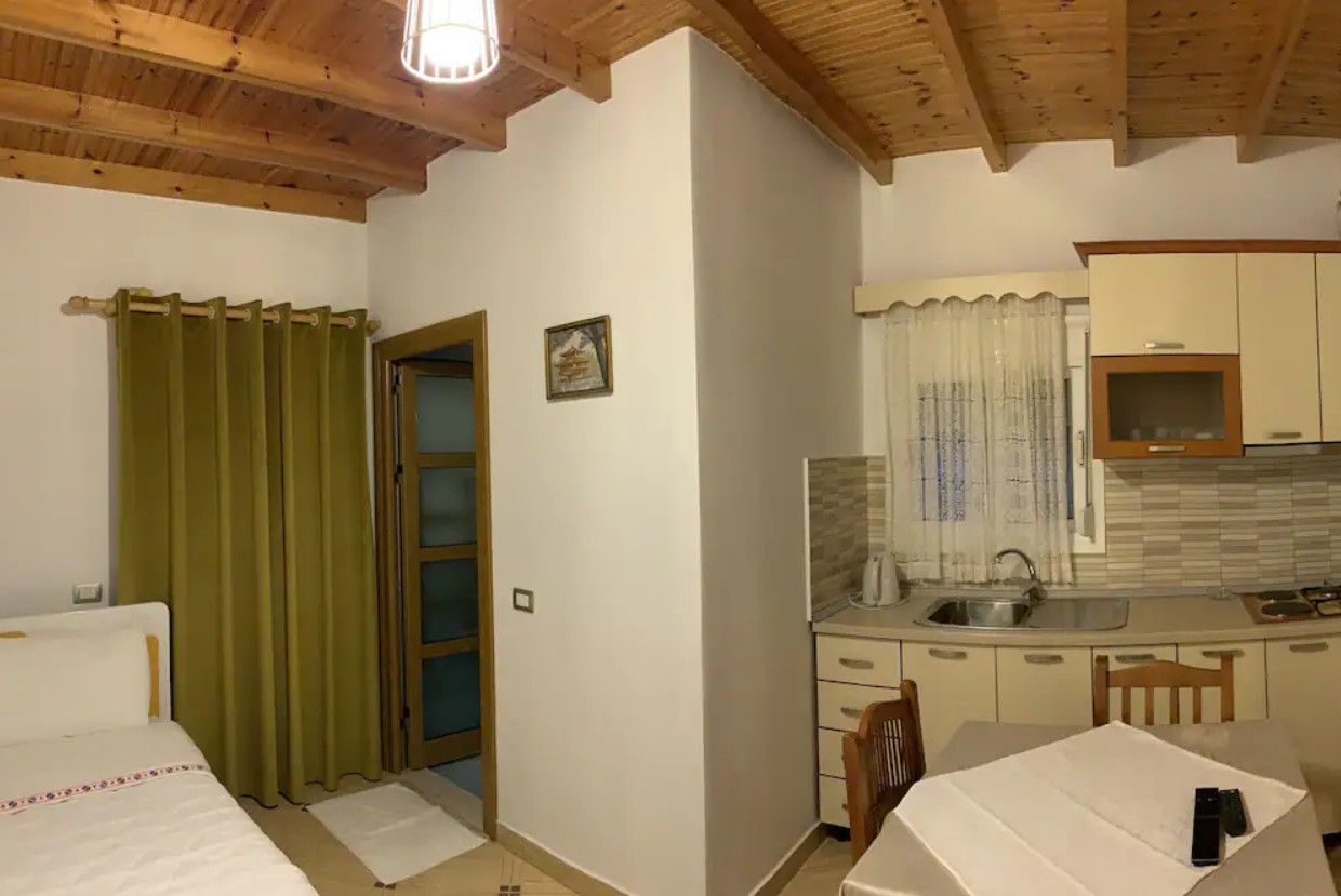 Standard DBL Room with Balcony, Vila Rias 3*