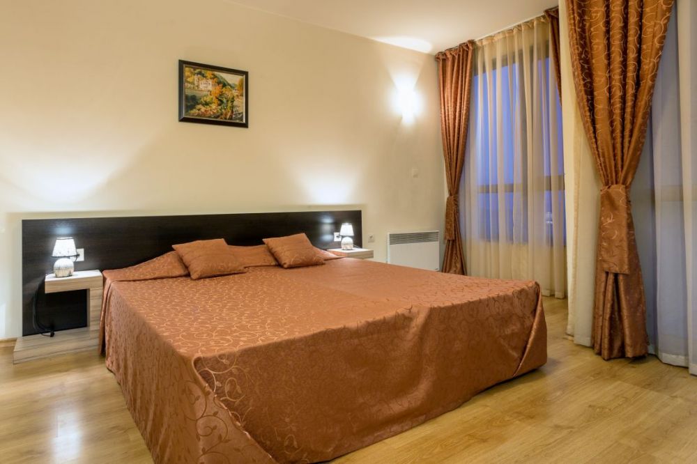 Studio, Green Wood Hotel & Spa 4*