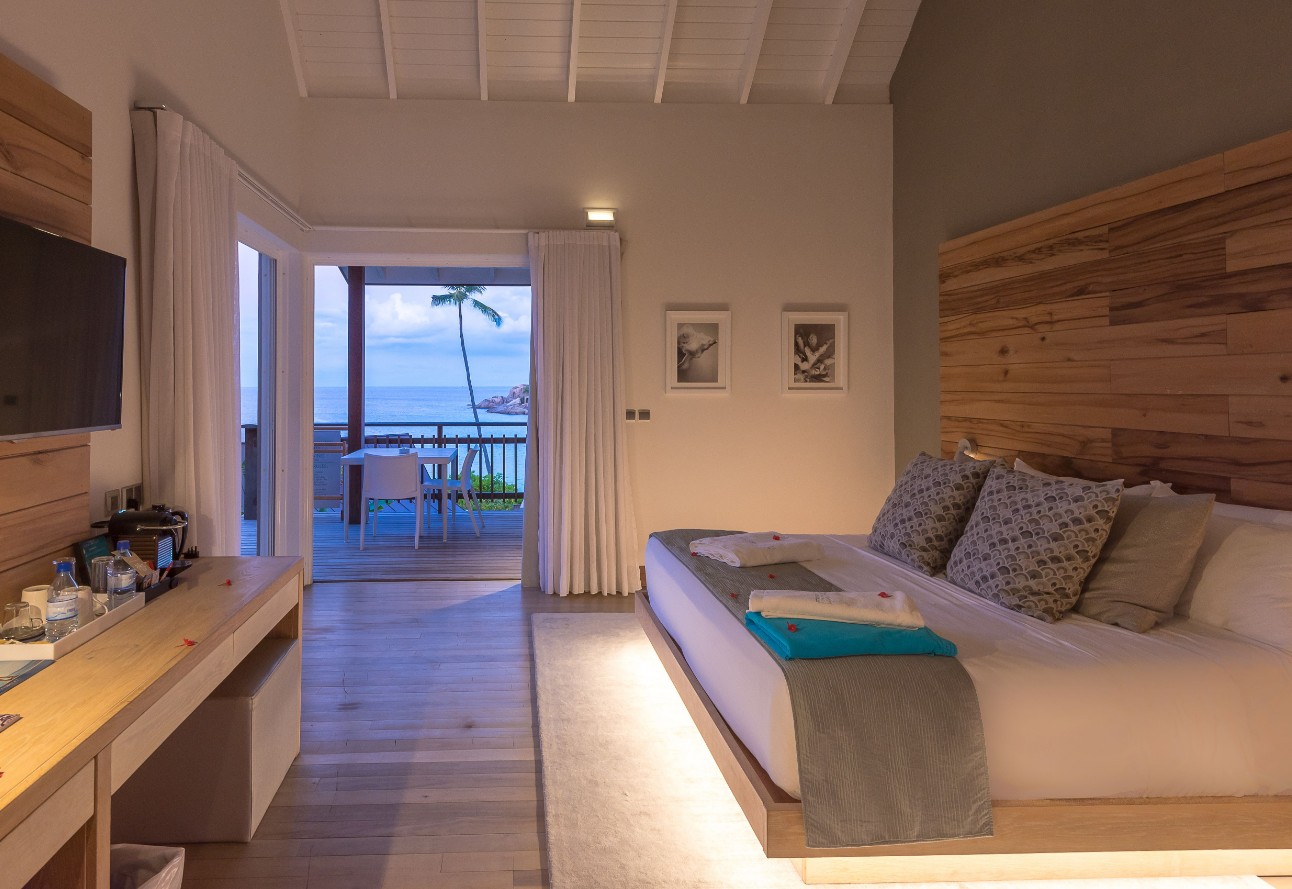 Ocean View Pool Chalet, Carana Beach 4*