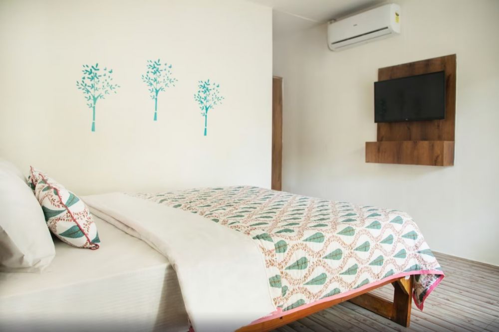 Deluxe AC Room, Mango Tree Courtyard 3*