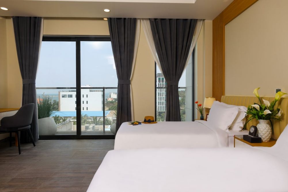 Junior Ocean View with Balcony, Daystar Hotel Phu Quoc 4*