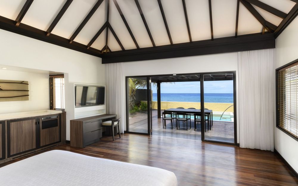 Ocean Pool Villa, Sheraton Maldives Full Moon Resort & Spa 5*