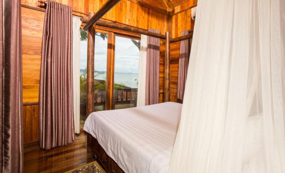 Deluxe Double Bungalow Sea View, Chez Carole Resort 3*