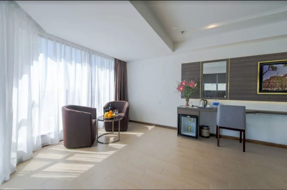 Executive CV/SV with Balcony, Atlantic Nha Trang Hotel 4*