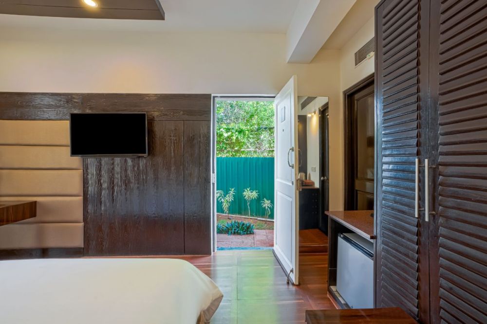 GOA Classic with Private Garden, Country Inn Tarika (ex. Regenta Varca Beach Goa) 4*