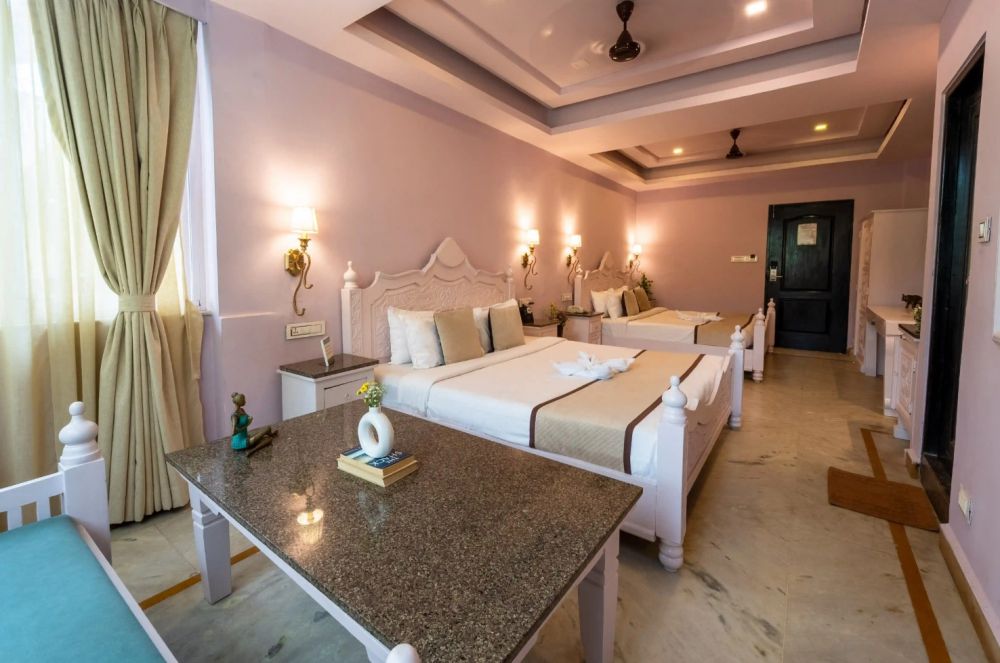 Family Room, Grandeur De Sanchi 4*