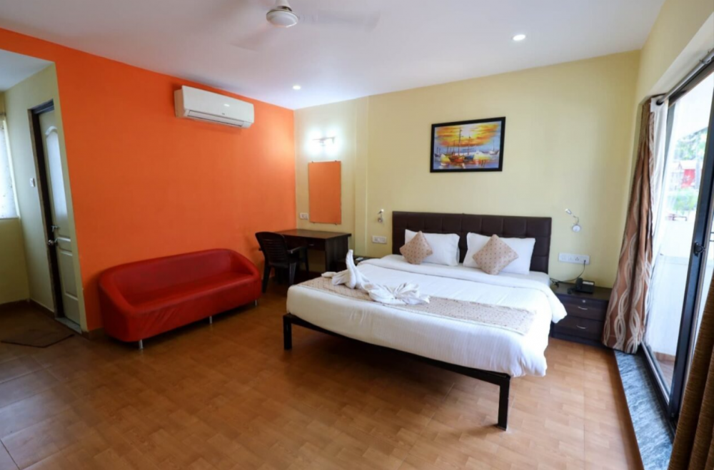 Super Deluxe Premium Room, The Byke Royal Pearl (Pure Veg) 2*