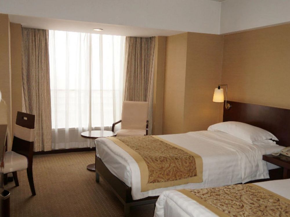 Standard, Beijing Dongfang Hotel 3*