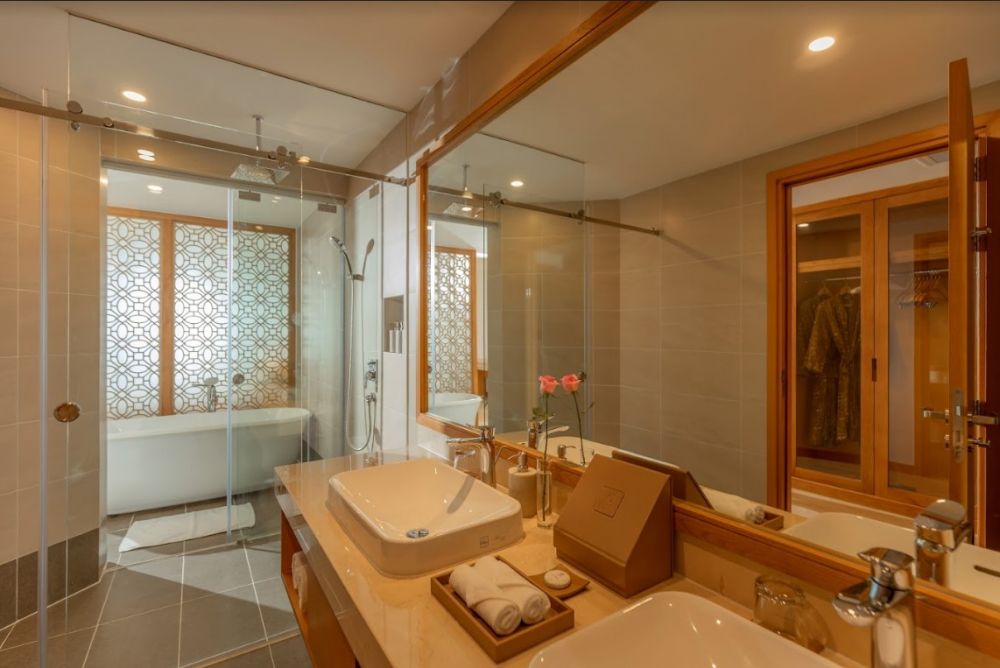 Grand Ocean View, Selectum Noa Resort Cam Ranh 5*