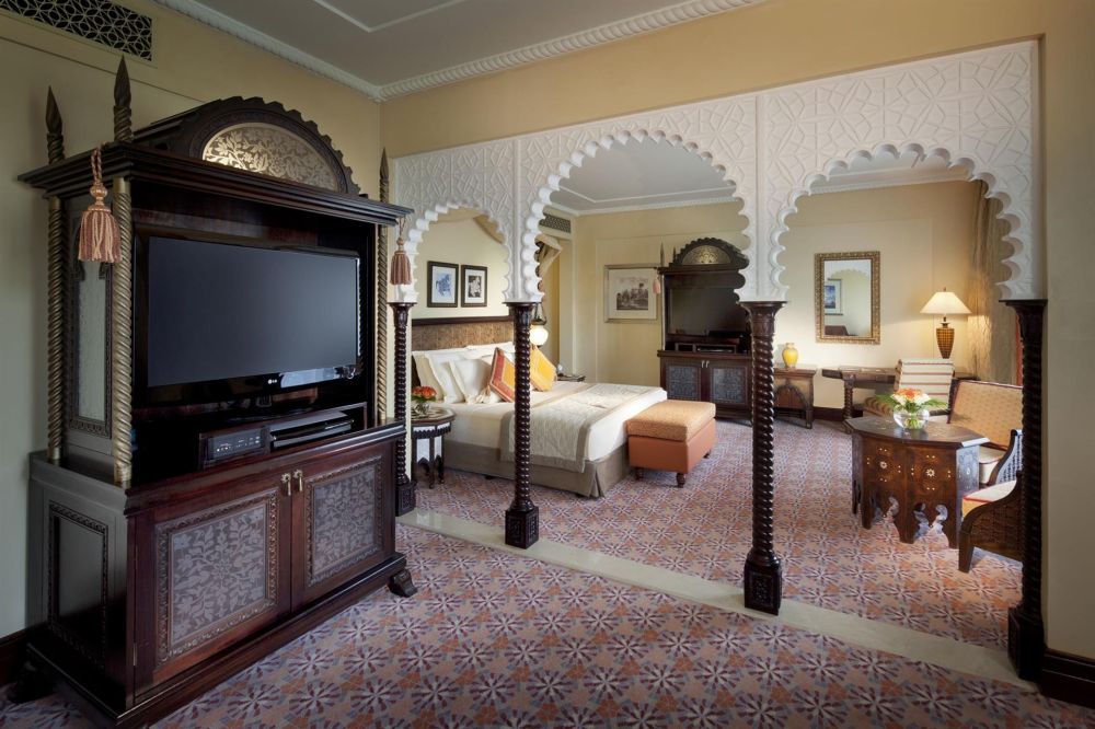 Junior Arabian Suite, Jumeirah - Al Qasr 5*