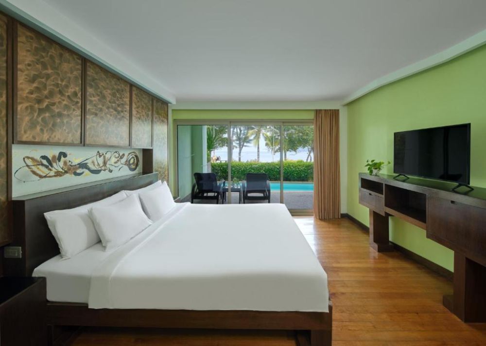 1BR Plunge Pool Suite Seaview, Homm Bliss Southbeach Patong 4*