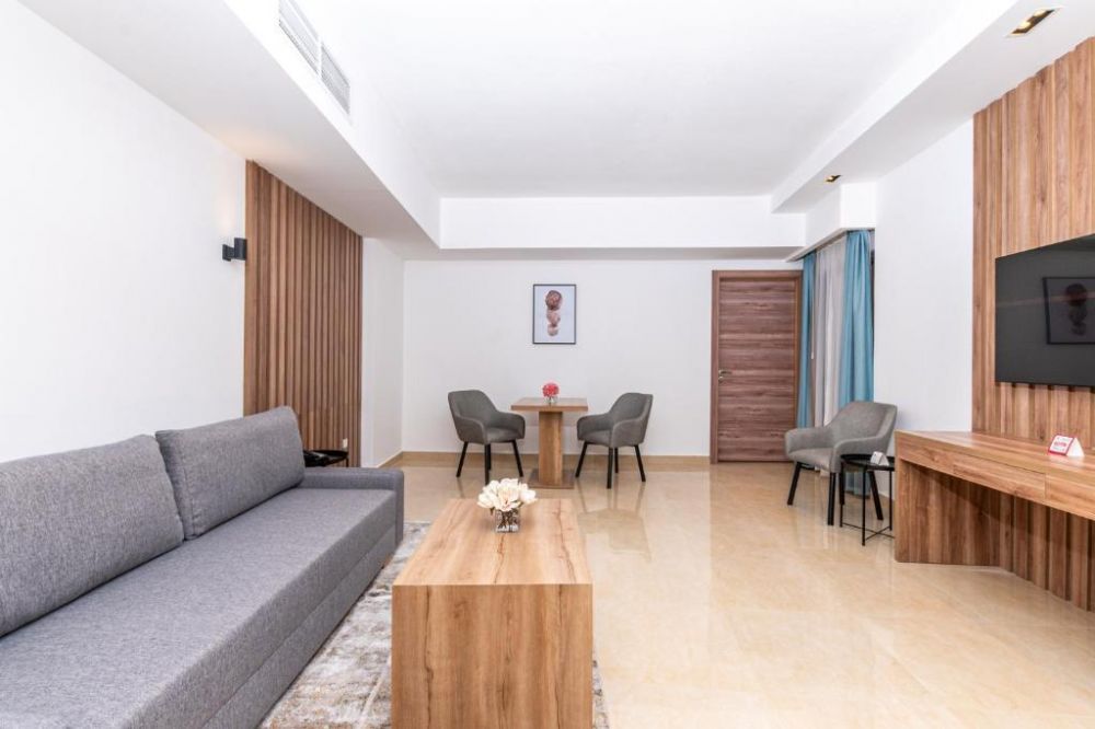 One bedroom Apartment, Pyramisa Dubai 4*