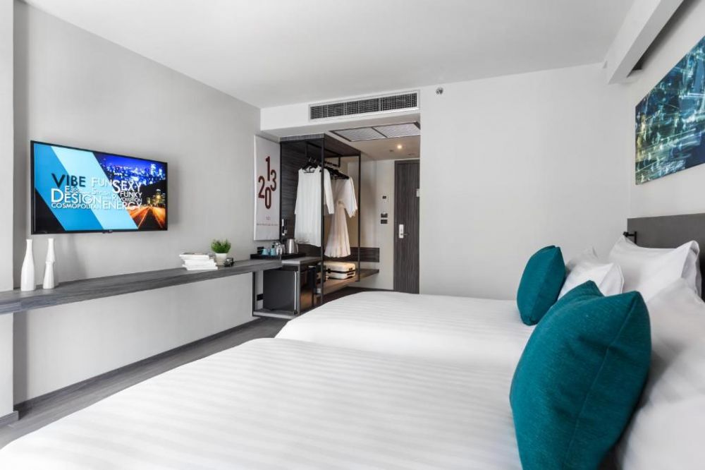 Standard, Cross Vibe Bangkok Sukhumvit Hotel 4*