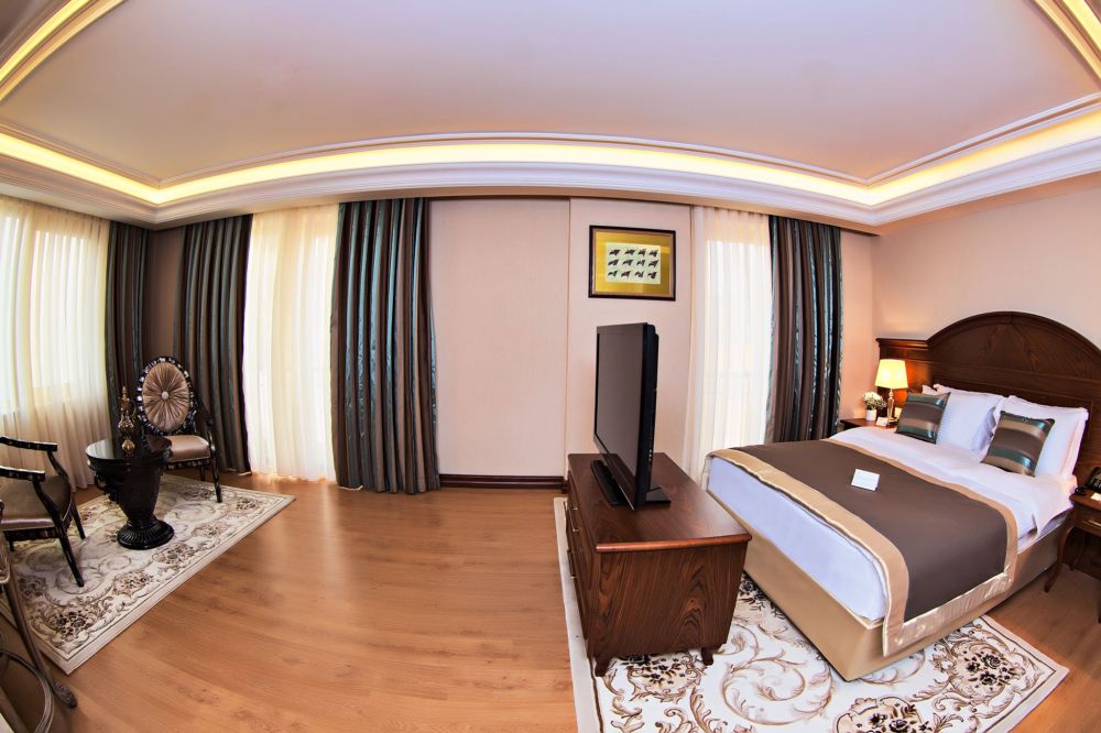 Deluxe, Eurostars Hotel Old City 4*