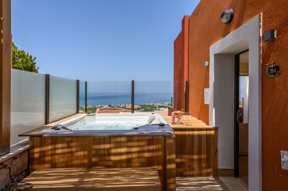 2 Bedroom Luxury Suite Sea View Outdoor Jacuzzi, Esperides Resort Crete, The Authentic Experience 5*