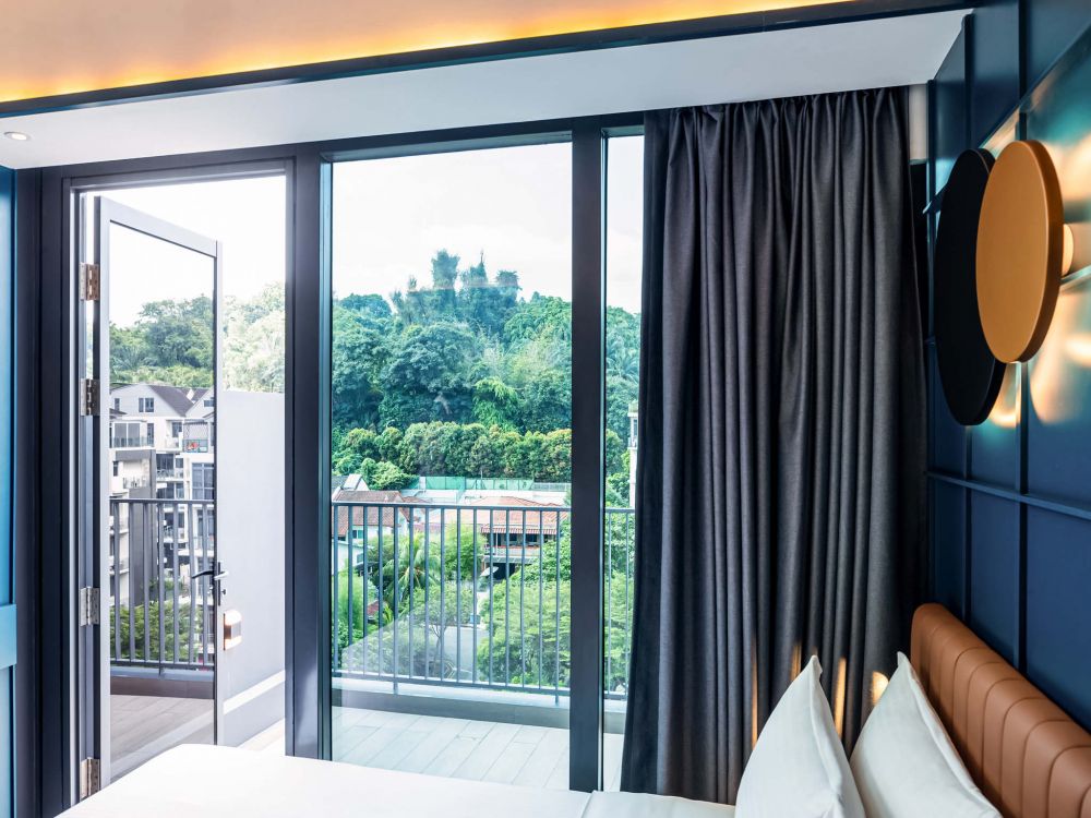 Deluxe Balcony, Hotel Faber Park Singapore Handwritten Collection 4*