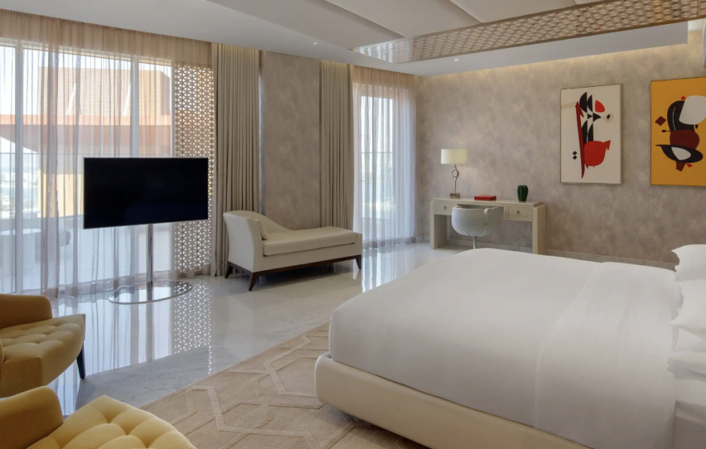 2 Bedroom Royal Suite, Andaz Dubai The Palm - concept by Hyatt 5*