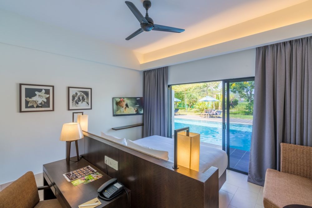 Pool Wing Lagoon Room, Camar Resort 4*