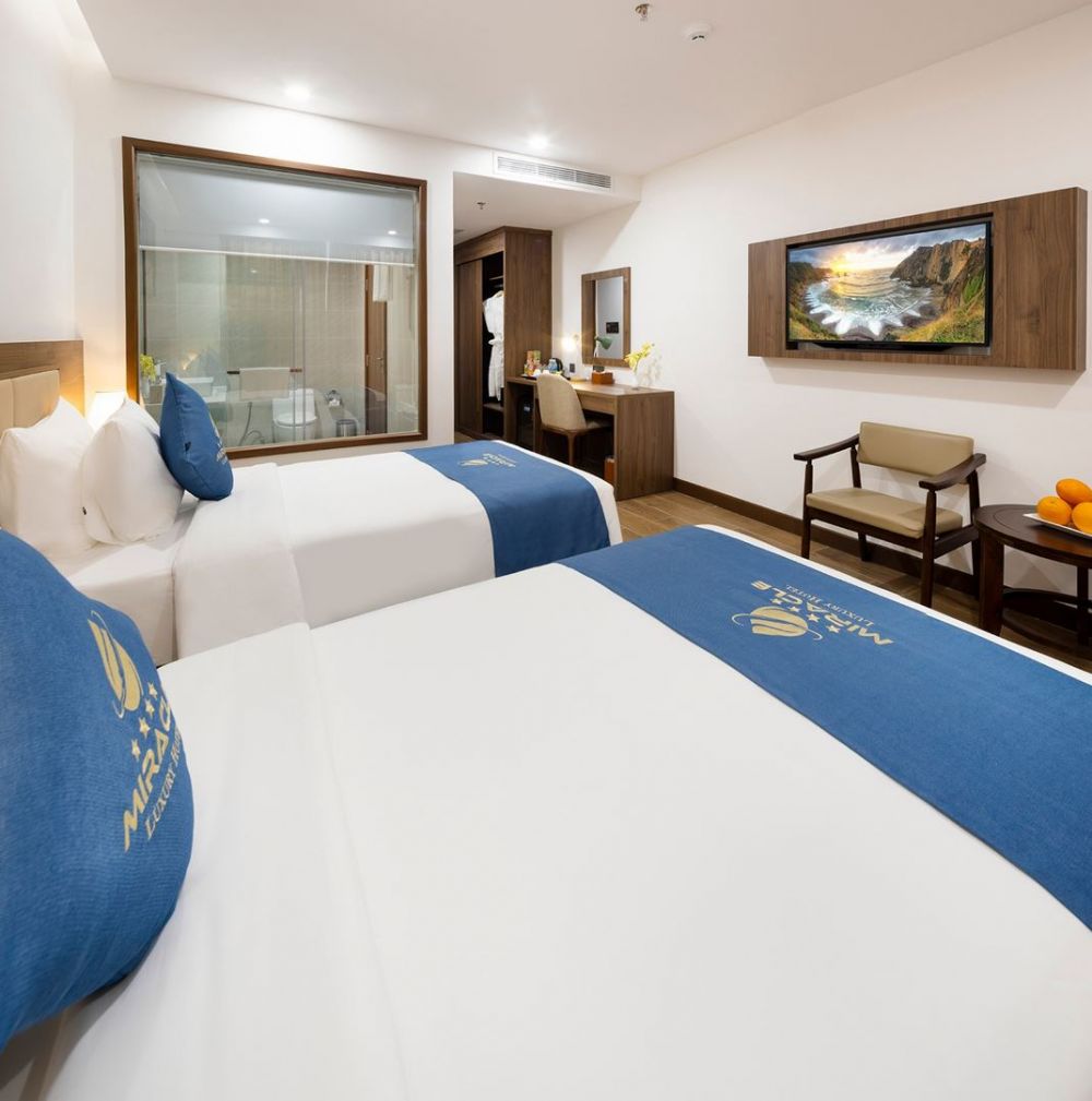 Deluxe City View, Miracle Luxury Nha Trang 4*