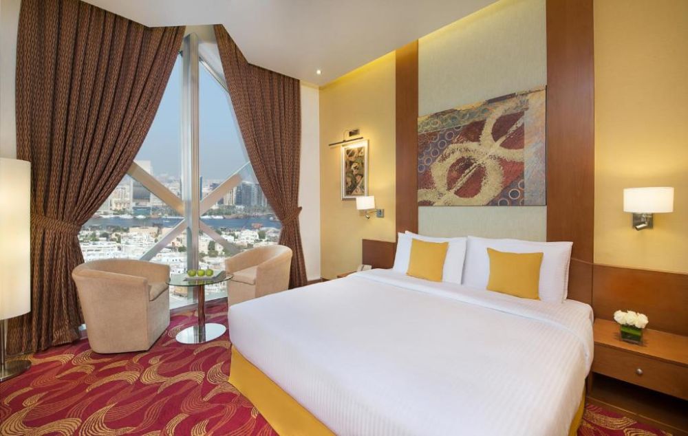 Suite Room, City Seasons Towers 4*