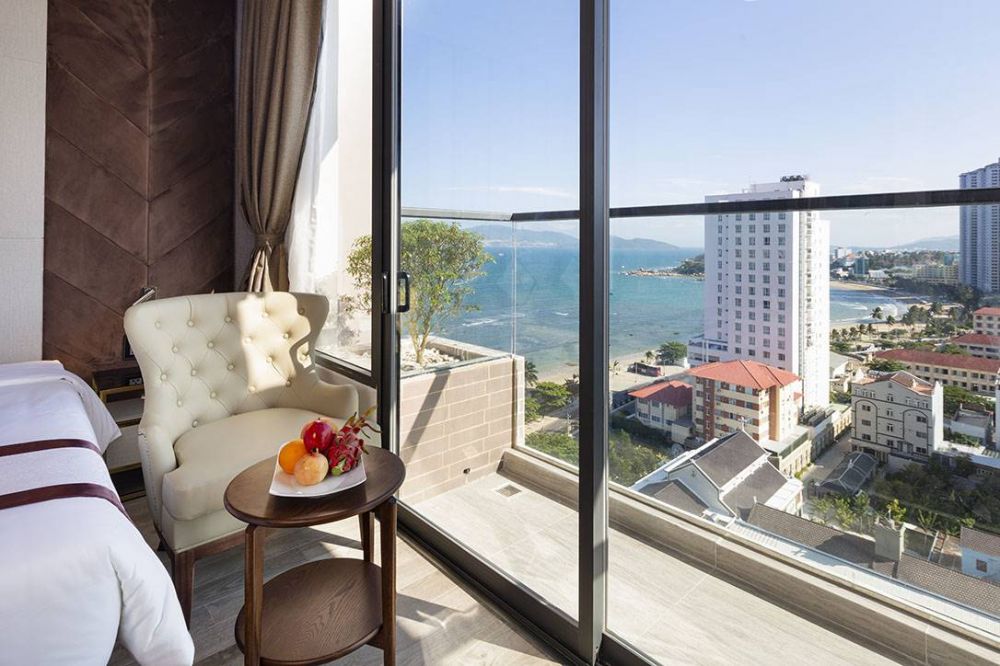 Senior Sea View with Balcony, Senia Hotel Nha Trang 3+