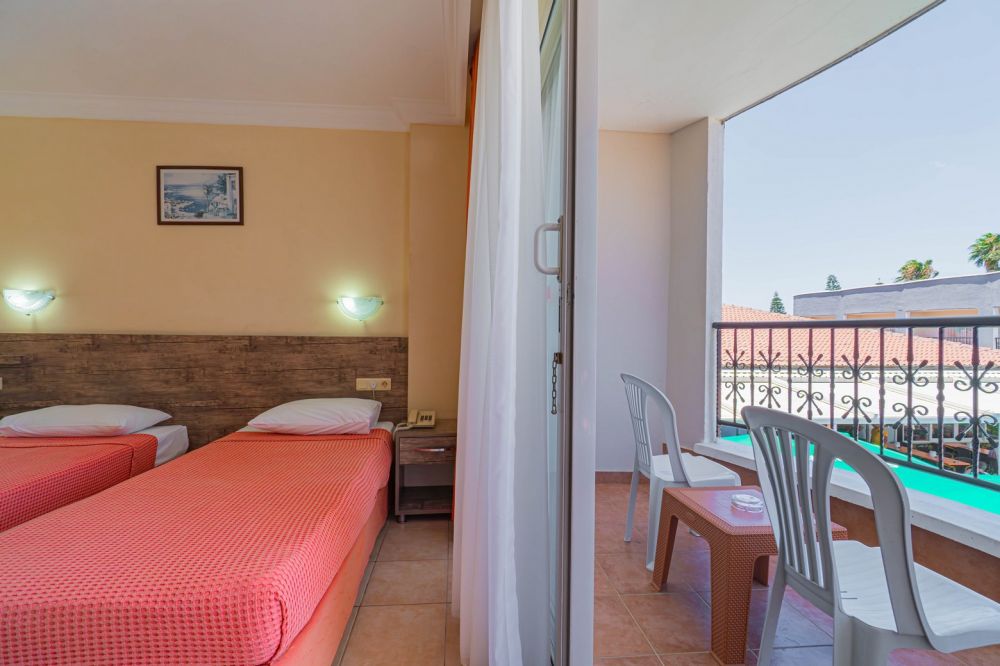 Standard Room Main Building, Sayanora Hotel 3*