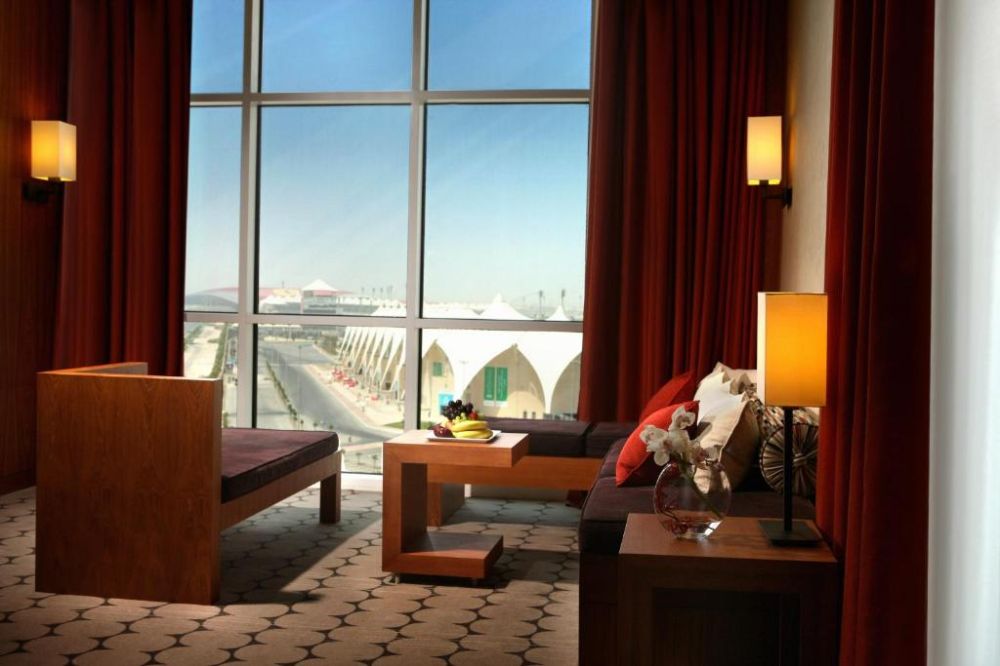 Premium Suite, Yas Island Rotana 4*