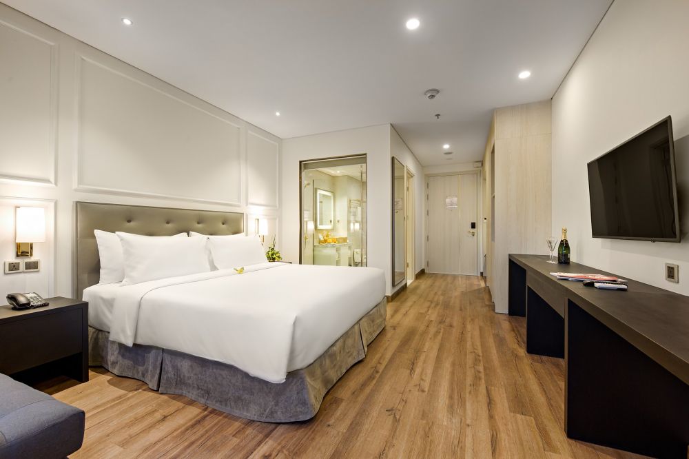 Deluxe, Wyndham Danang Golden Bay 5*