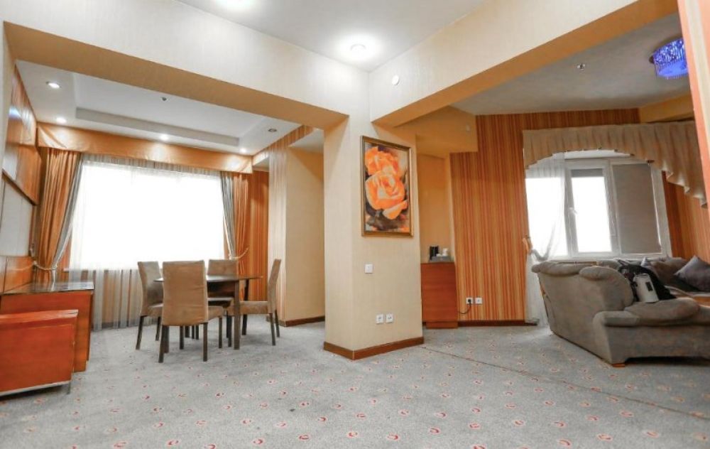 Угловой Люкс, Regardal Hotel 4*