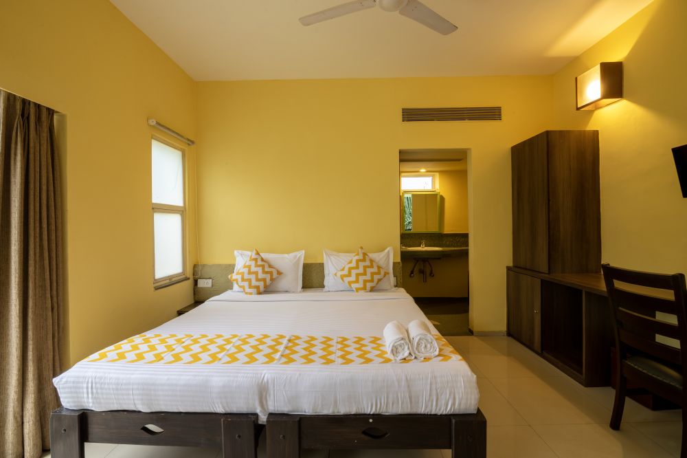 Luxury AC, Sharanam Green Resort 3*