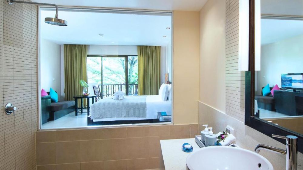 Superior, Apsara Beachfront Resort & Villas 4+