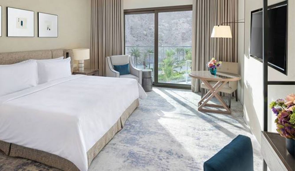 Deluxe Room Mountain View, Address Beach Resort Fujairah 5*