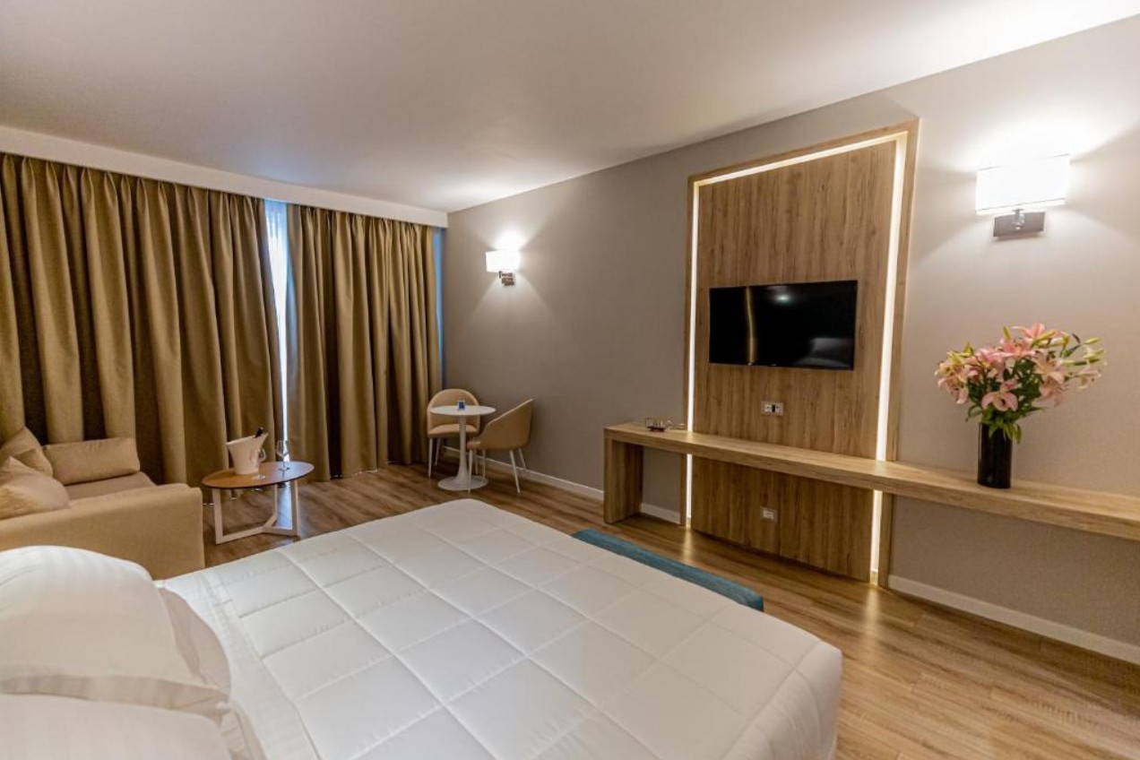 Suite, Regina Blu 5*