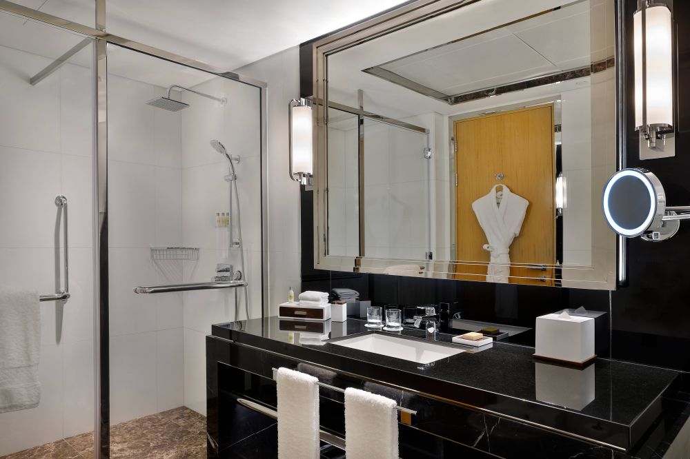 Two Double Beds/King Executive Room With Balcony, Hilton Dubai the Palm 4*
