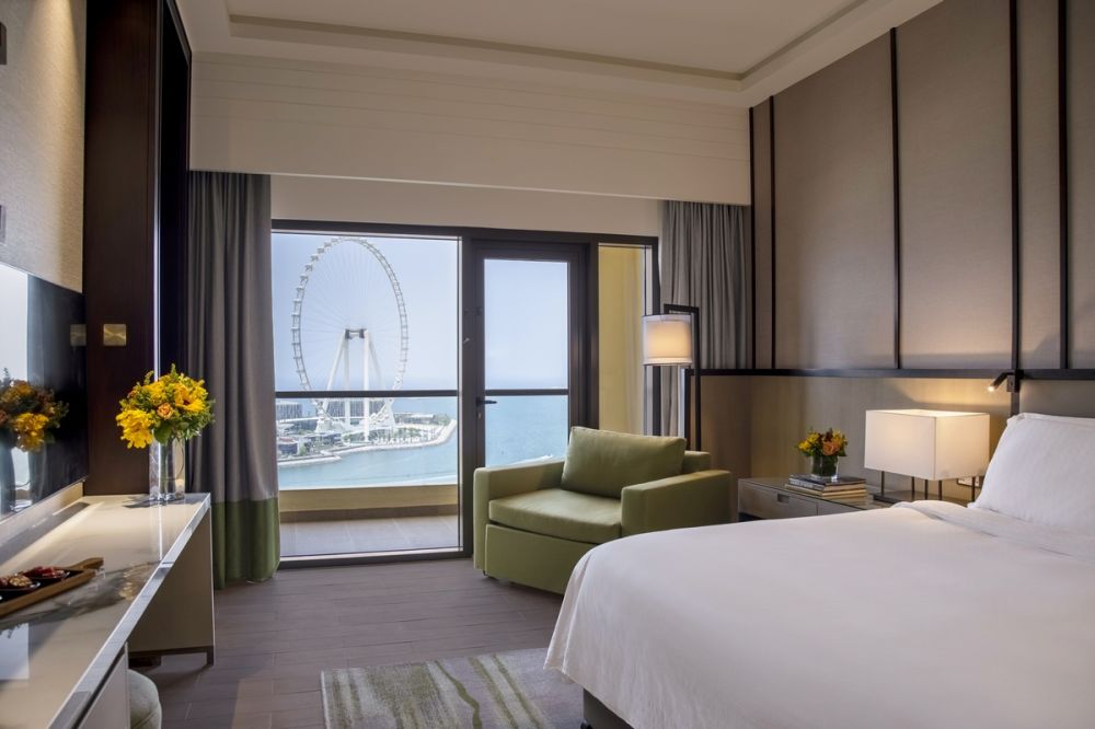 Sea Front 1 Bedroom Suite, Amwaj Rotana Jumeirah Beach 5*