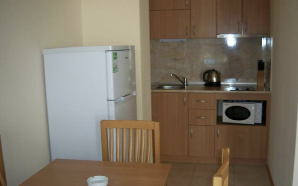 One-Bedroom Apartment, Rose Village Apart 3*