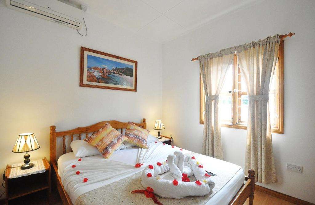 One Bedroom Studio Apartment, Acquario Self Catering 