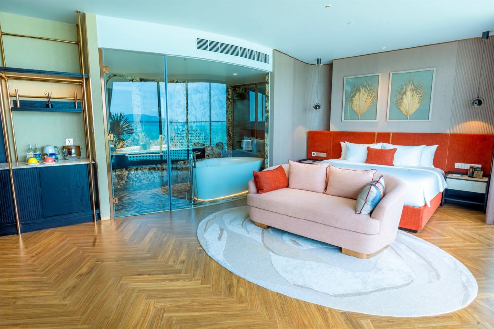 Suite CV/OV, The Morning Glow Boutique Hotel Nha Trang 5*