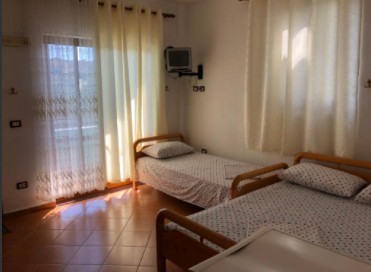 Triple Room, Pisha 1*