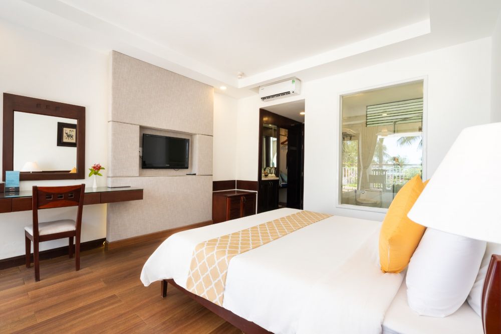 Superior CV/GV/SV, Hoang Ngoc Beach Resort 4*