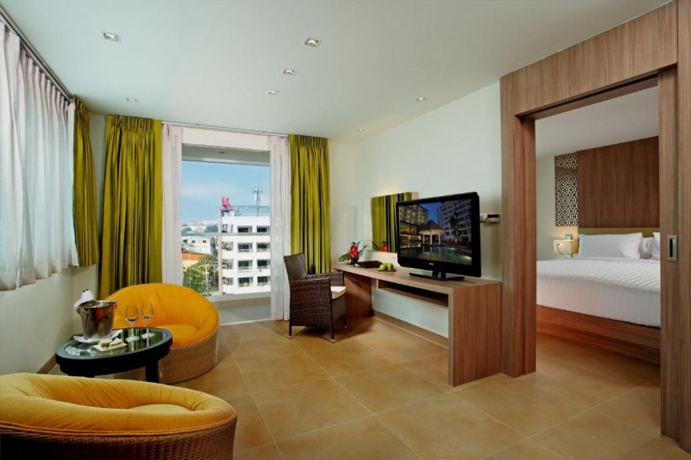 Residence One Bedroom, Centara Pattaya Hotel 4*